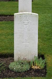 Harrogate (Stonefall) Cemetery - Hutchison, David John